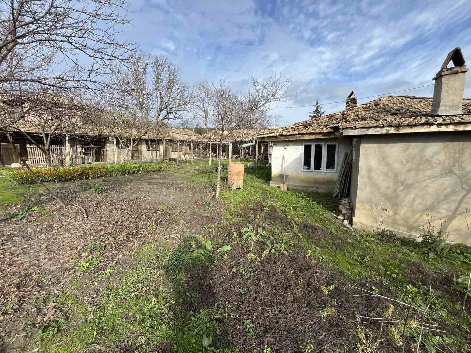 Продава КЪЩА, с. Иглика, област Шумен