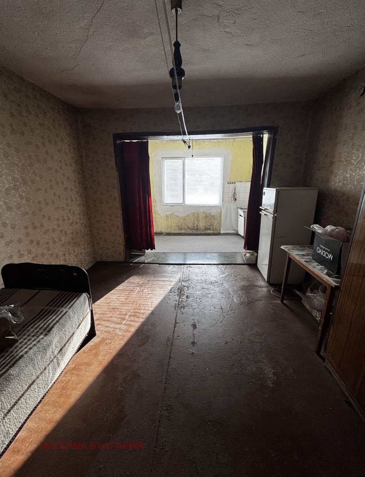 Продава КЪЩА, гр. Вършец, област Монтана, снимка 3 - Къщи - 55528556