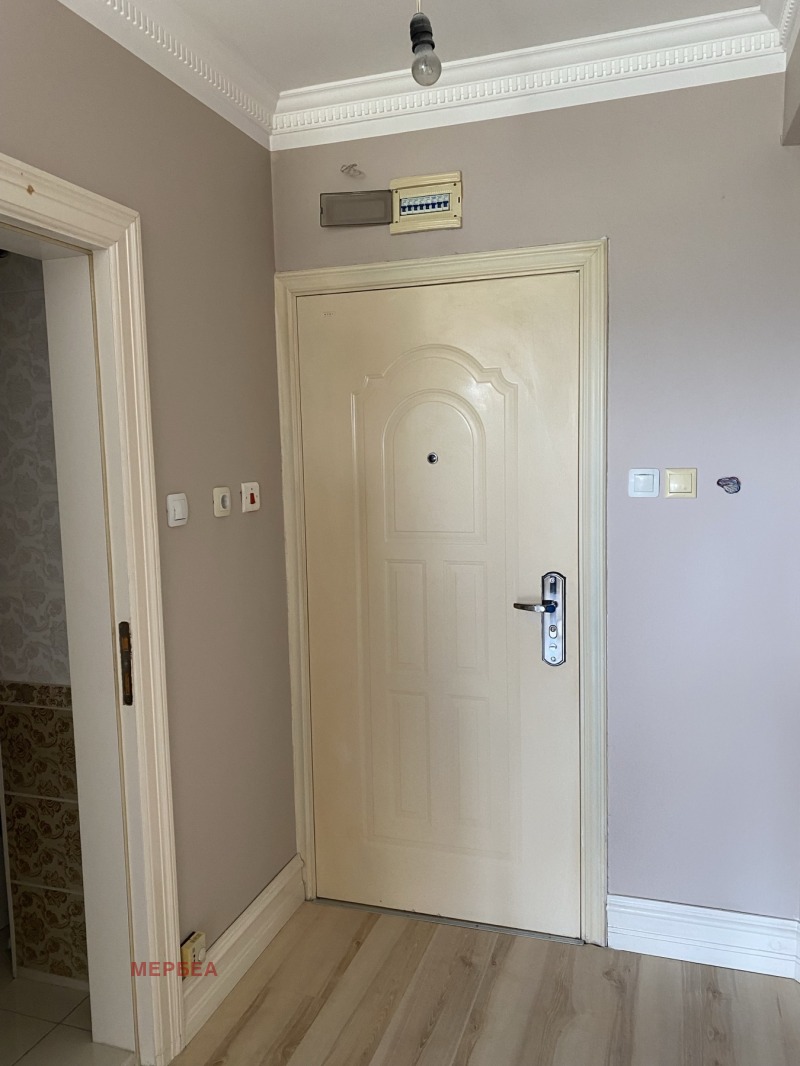 Продава  2-стаен град Перник , Изток , 61 кв.м | 40827403 - изображение [14]