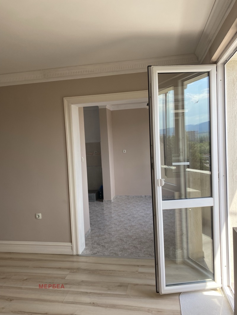 Продава  2-стаен град Перник , Изток , 61 кв.м | 40827403 - изображение [9]