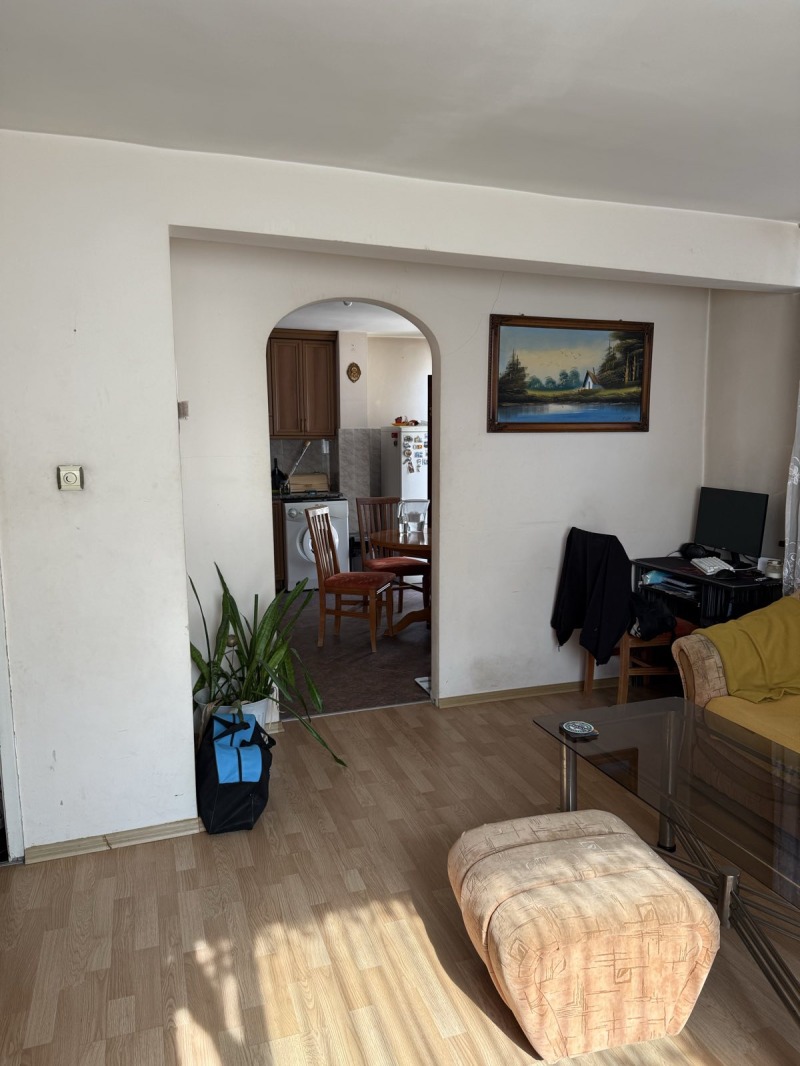 Продава  2-стаен град Варна , Цветен квартал , 65 кв.м | 46161013 - изображение [4]