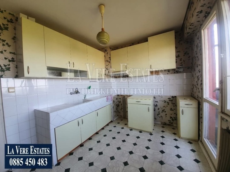 На продаж  2 спальні Русе , Възраждане , 78 кв.м | 70772379 - зображення [3]