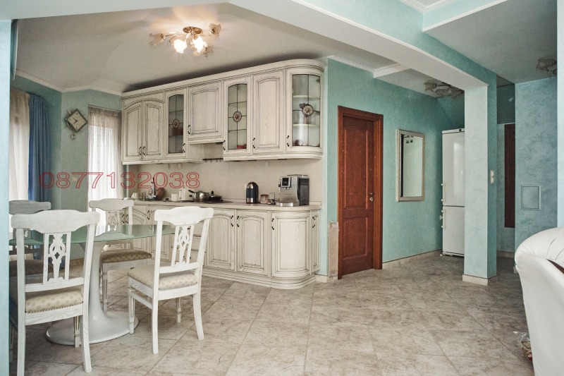 Te koop  3+ slaapkamer Varna , Operata , 188 m² | 19200346 - afbeelding [2]