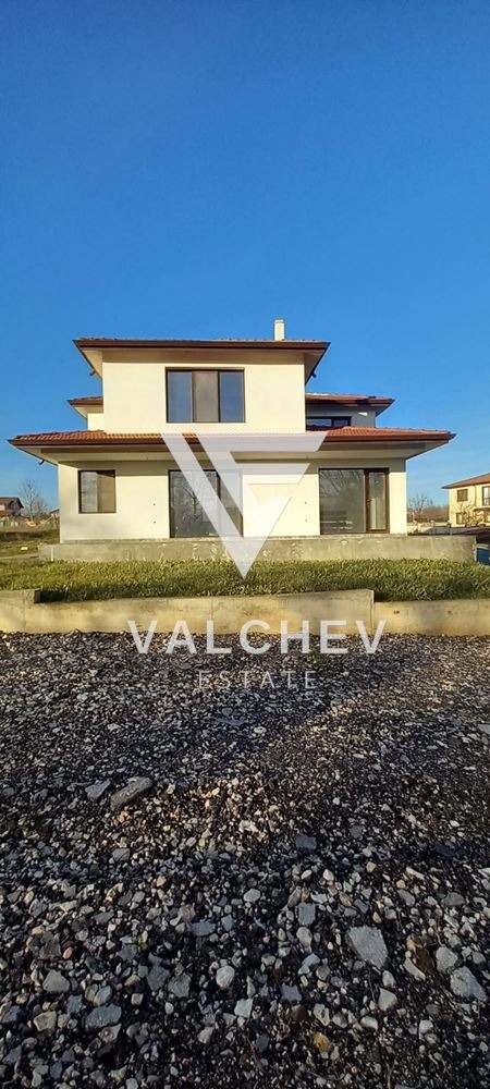 Продава КЪЩА, с. Шкорпиловци, област Варна, снимка 15 - Къщи - 53327752