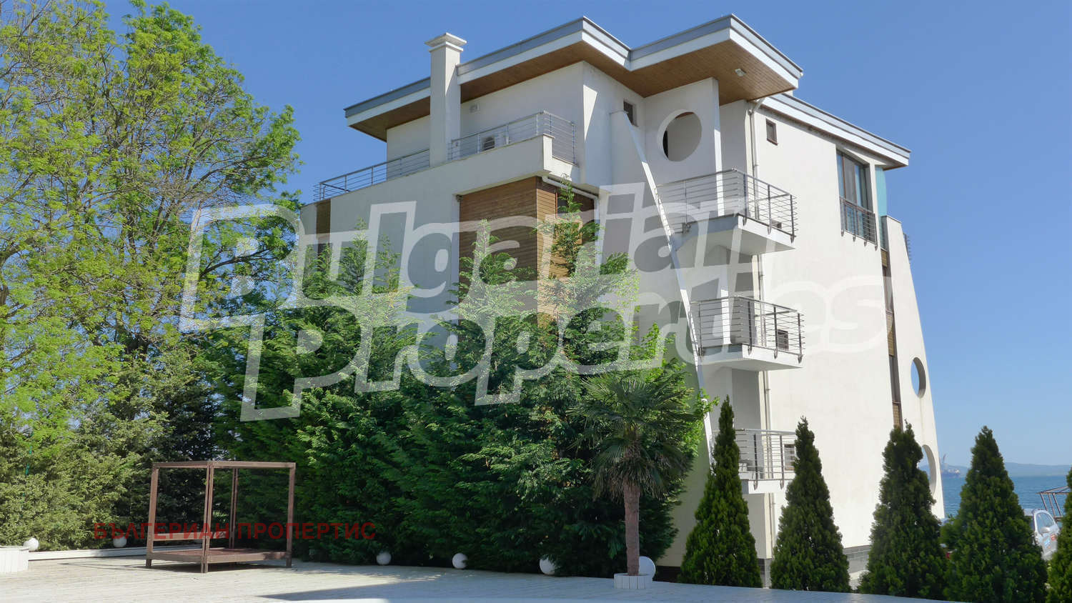 Продава МНОГОСТАЕН, гр. Поморие, област Бургас, снимка 2 - Апартаменти - 26448261