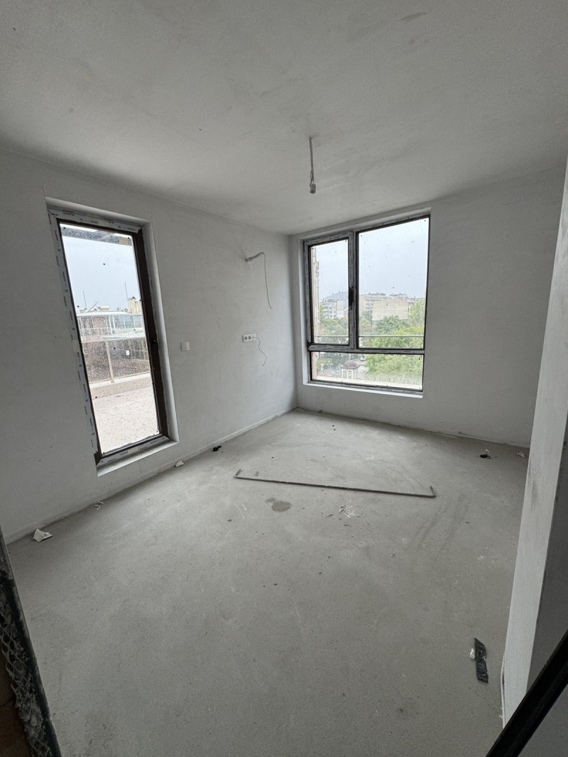 Продава 3-СТАЕН, гр. Пловдив, Южен, снимка 3 - Апартаменти - 52494993