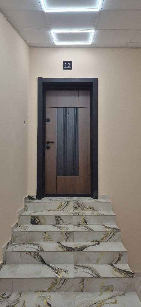 Продава МНОГОСТАЕН, гр. Велико Търново, Бузлуджа