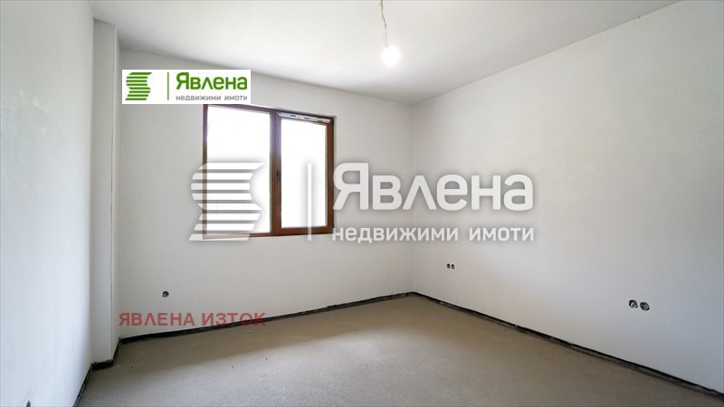 Продава КЪЩА, с. Големо Бучино, област Перник, снимка 8 - Къщи - 48578350