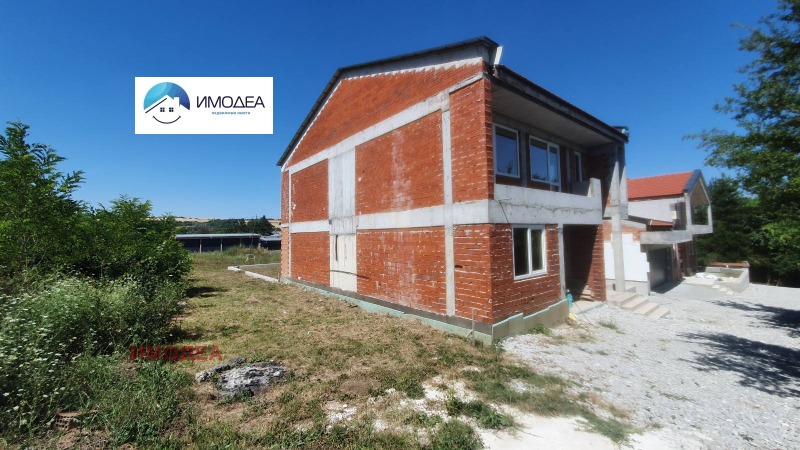 Продается  Дом Велико Търново , Промишлена зона - Запад , 208 кв.м | 48632324 - изображение [2]