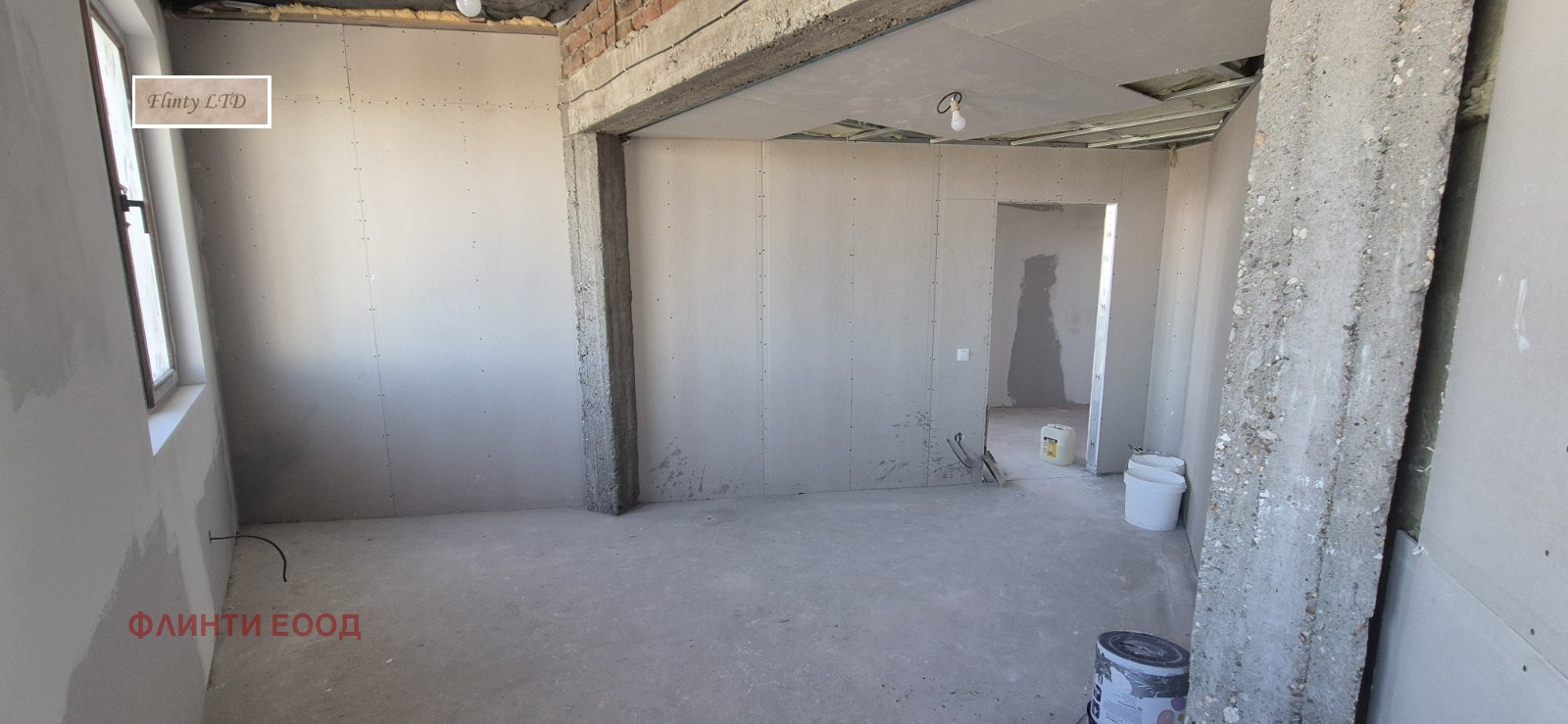 Продава МНОГОСТАЕН, гр. Велико Търново, Бузлуджа, снимка 5 - Апартаменти - 54119237