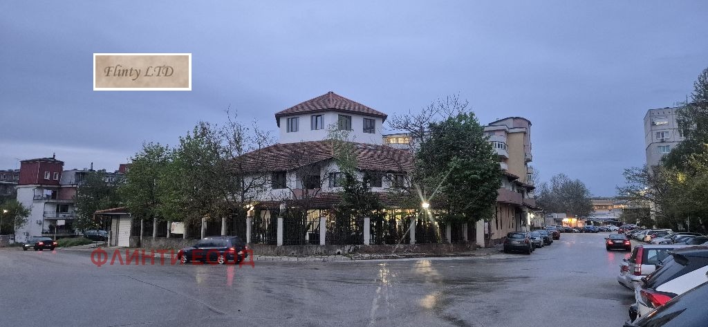 Продава МНОГОСТАЕН, гр. Велико Търново, Бузлуджа