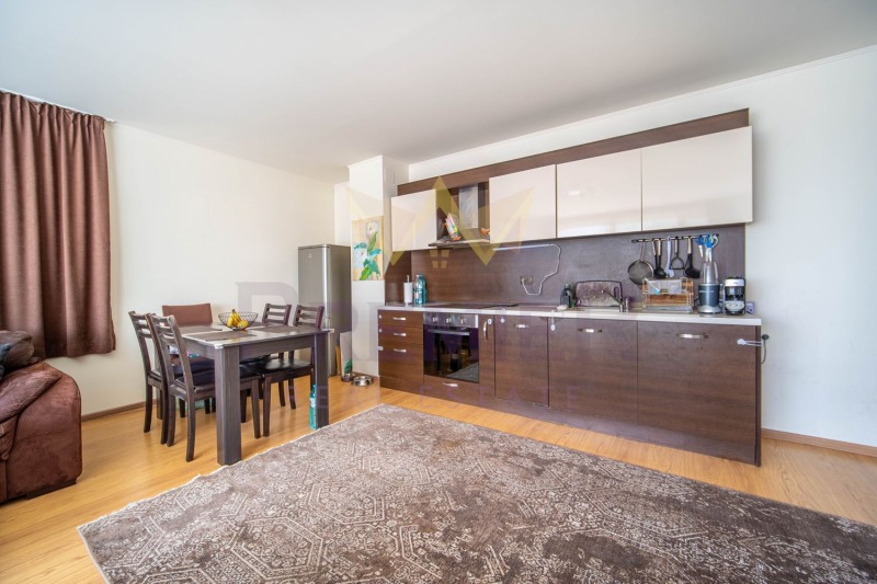 Продава 3-СТАЕН, гр. Варна, Бриз, снимка 4 - Апартаменти - 52836477