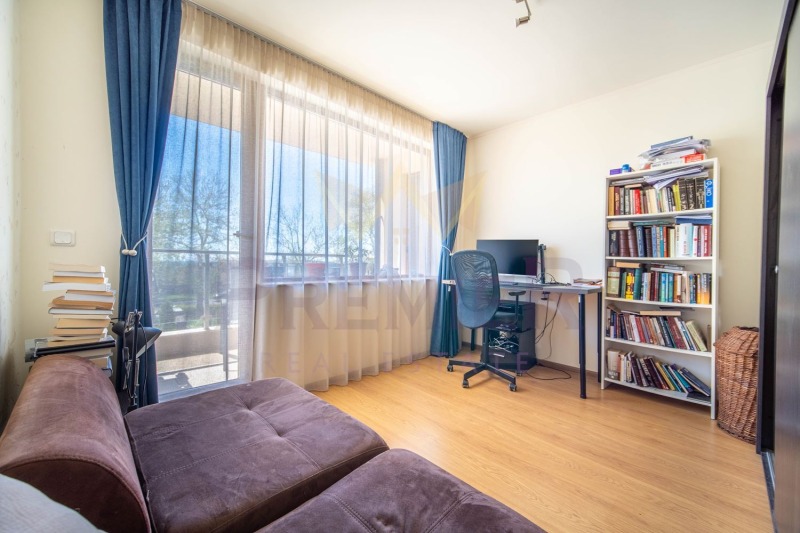 Продава 3-СТАЕН, гр. Варна, Бриз, снимка 10 - Апартаменти - 52836477