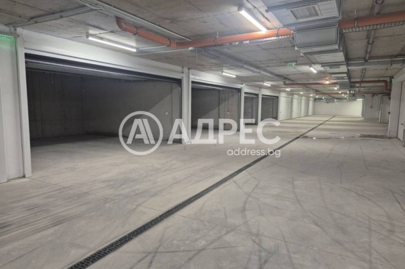 Продава ГАРАЖ, ПАРКОМЯСТО, гр. София, Връбница 2, снимка 4 - Гаражи и паркоместа - 49253447