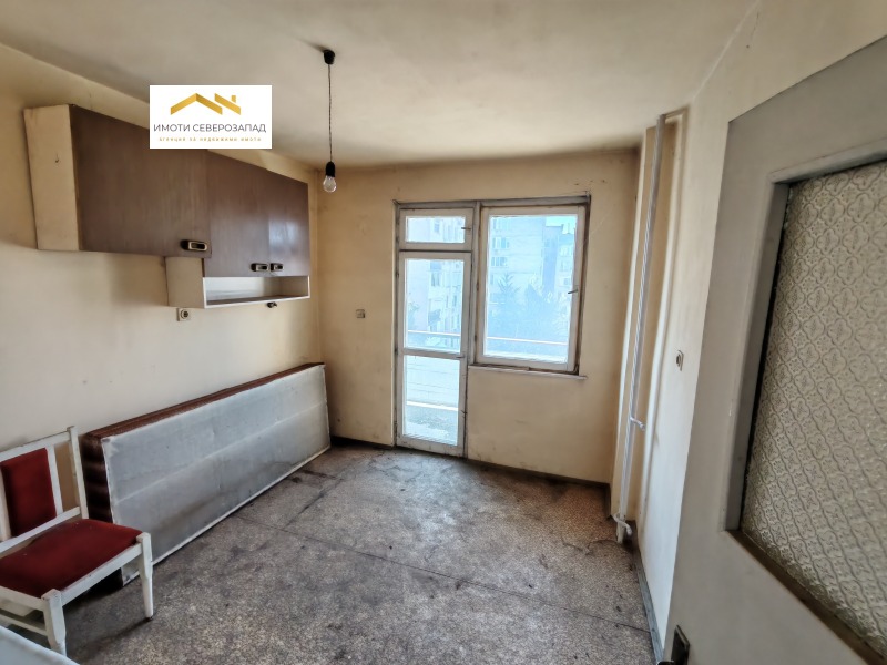 Продава  2-стаен град Монтана , Широк център , 59 кв.м | 78708535 - изображение [4]