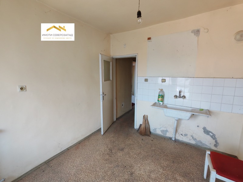 Продава  2-стаен град Монтана , Широк център , 59 кв.м | 78708535 - изображение [6]