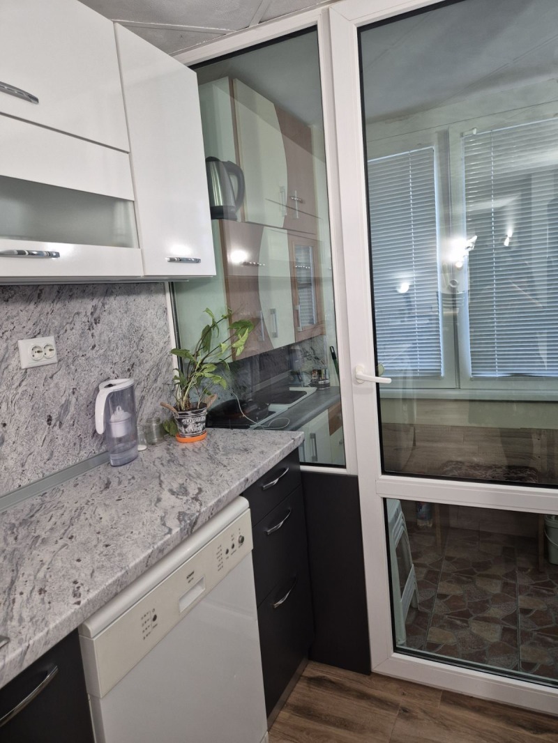 À venda  2 quartos Pleven , Idealen centar , 80 m² | 43949122 - imagem [8]