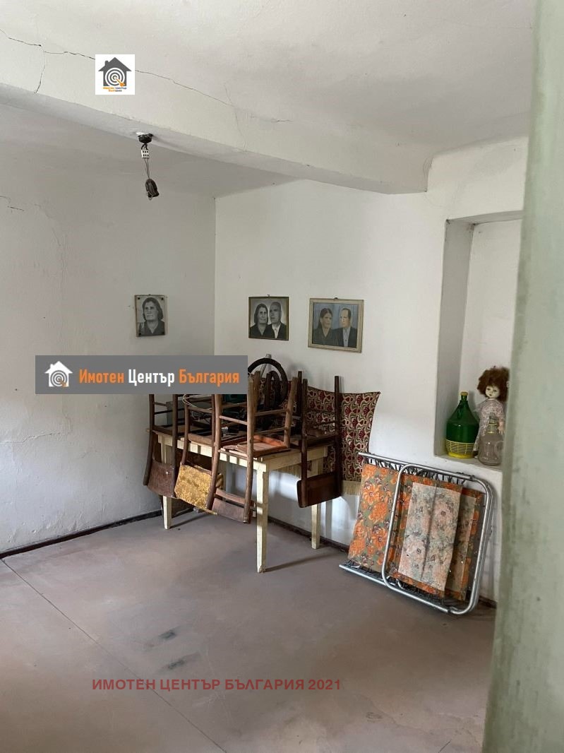 Till salu  Hus region Pleven , Petarnica , 53 kvm | 68703967 - bild [5]