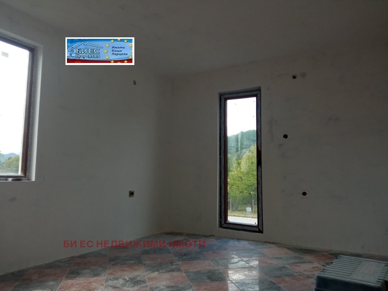 Продава  Къща област София , с. Рибарица , 160 кв.м | 69726528 - изображение [2]