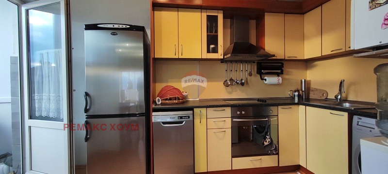 Продава КЪЩА, гр. Аксаково, област Варна, снимка 6 - Къщи - 52616351