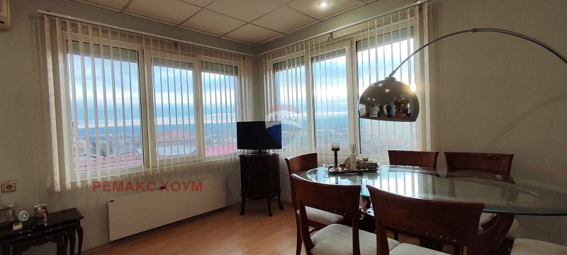 Продава КЪЩА, гр. Аксаково, област Варна, снимка 4 - Къщи - 52616351