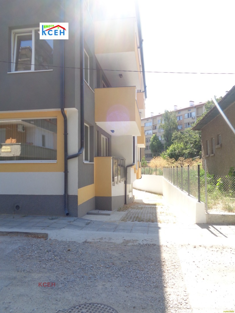 Продава ГАРАЖ, ПАРКОМЯСТО, гр. Търговище, Център, снимка 2 - Гаражи и паркоместа - 53316641