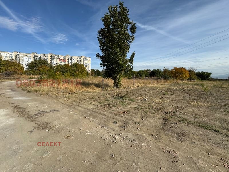 For Sale  Plot Plovdiv , Hristo Smirnenski , 2700 sq.m | 87834622 - image [3]