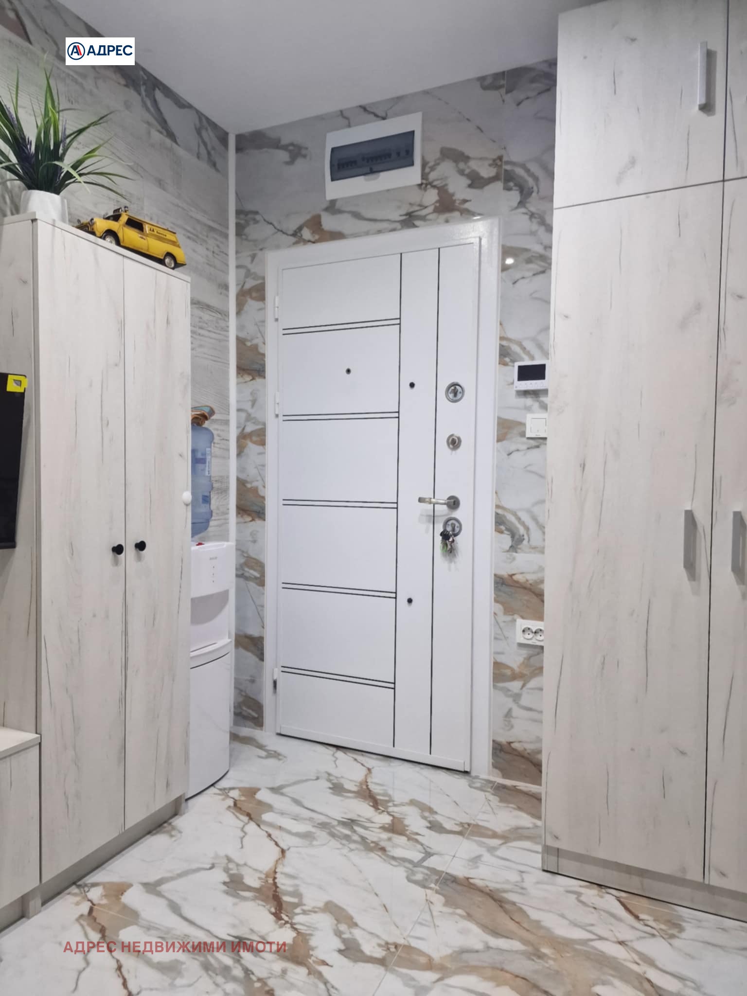 Продава 1-СТАЕН, гр. Стара Загора, Железник - център, снимка 2 - Апартаменти - 50468339