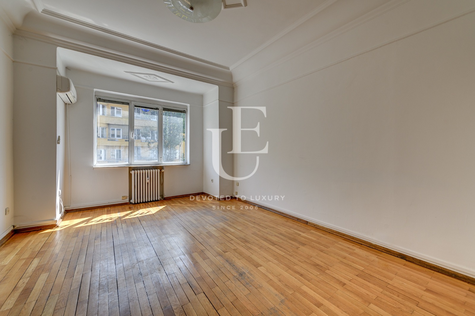 Продава МНОГОСТАЕН, гр. София, Център, снимка 7 - Апартаменти - 56171918