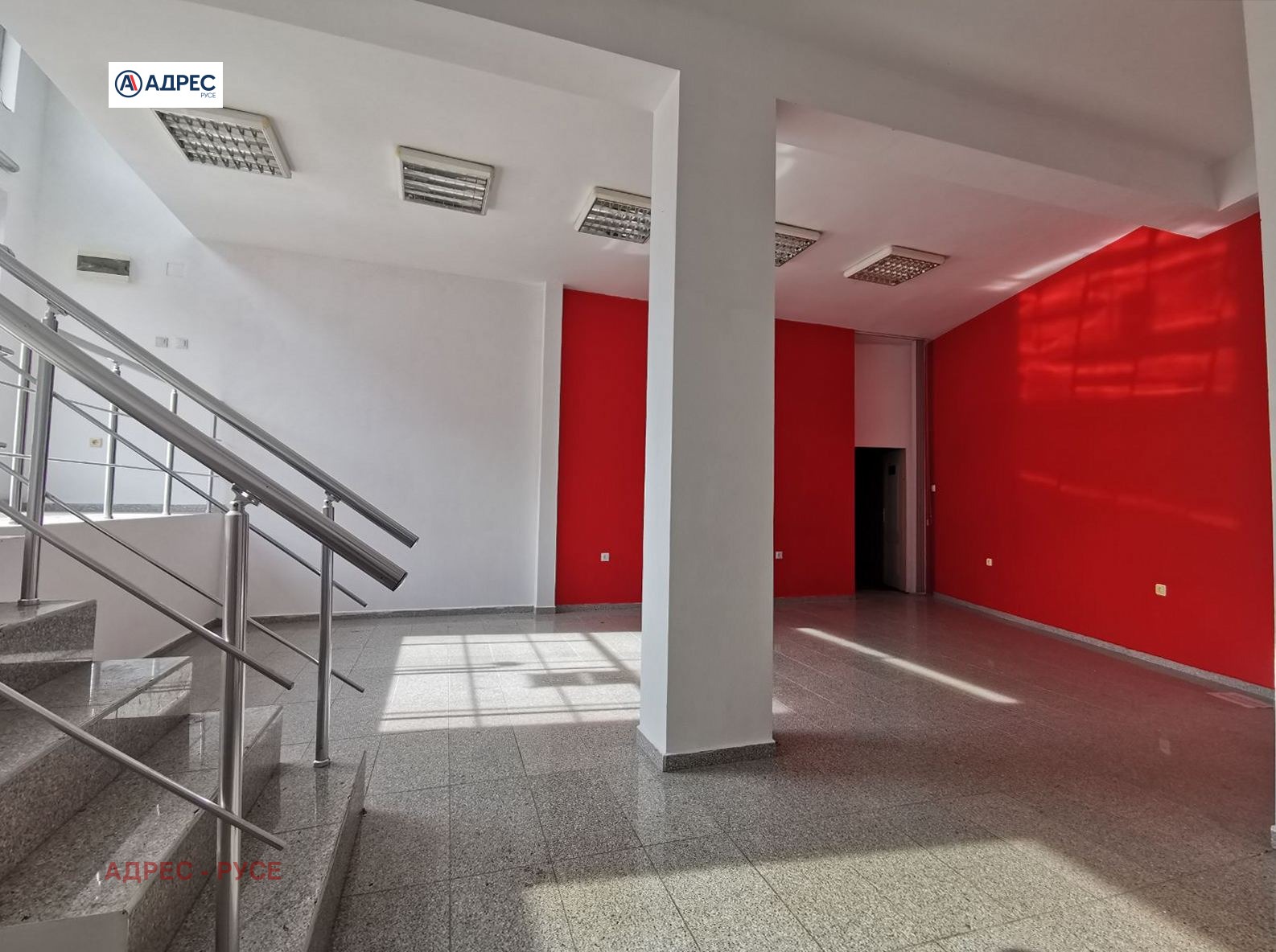 Продава МАГАЗИН, гр. Русе, Център, снимка 2 - Магазини - 51040516