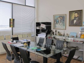 Büro Karschijaka, Plowdiw