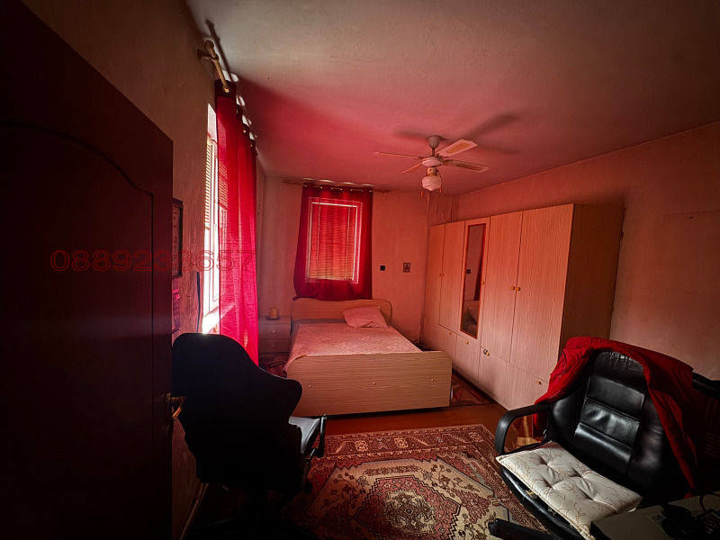 Продава КЪЩА, с. Малорад, област Враца, снимка 11 - Къщи - 52783474