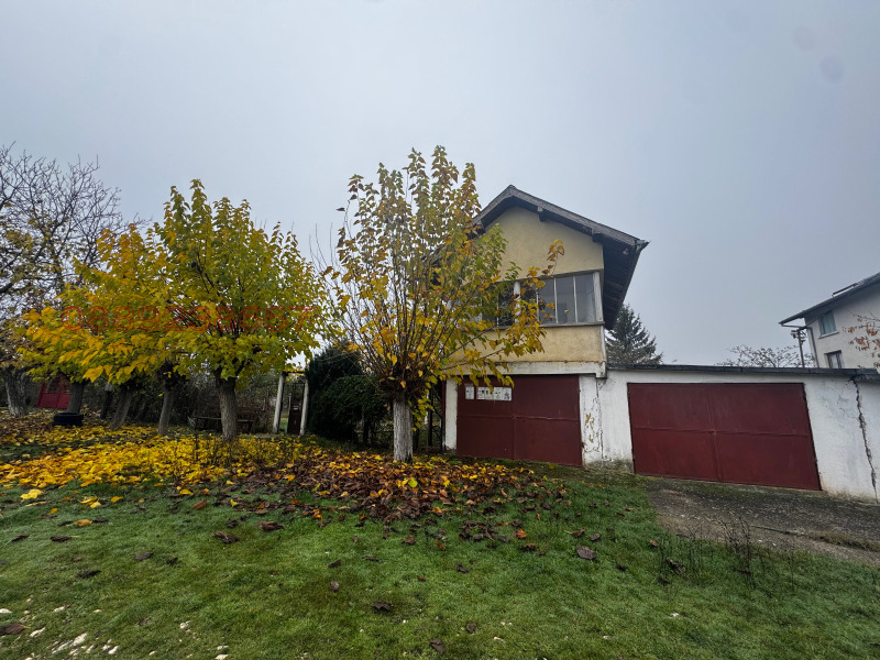 Продава КЪЩА, с. Малорад, област Враца