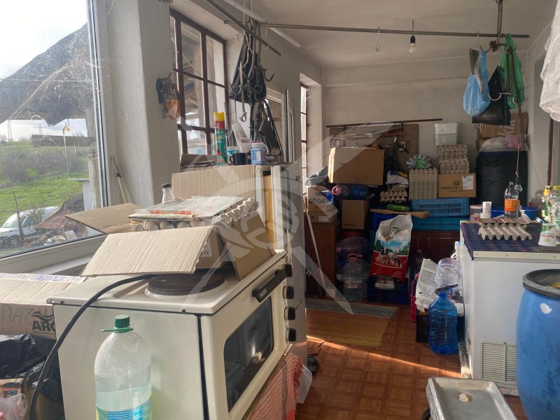 Продава КЪЩА, гр. Бургас, област Бургас, снимка 2 - Къщи - 52609044