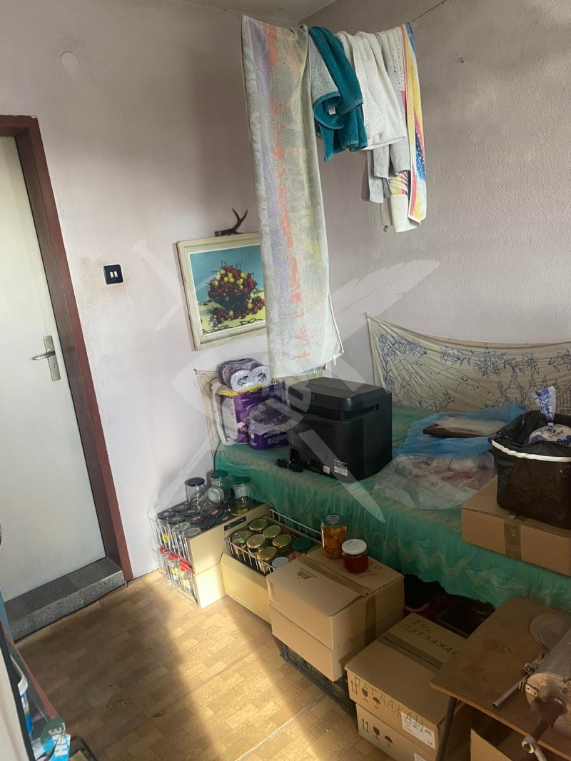 Продава КЪЩА, гр. Бургас, област Бургас, снимка 3 - Къщи - 52609044