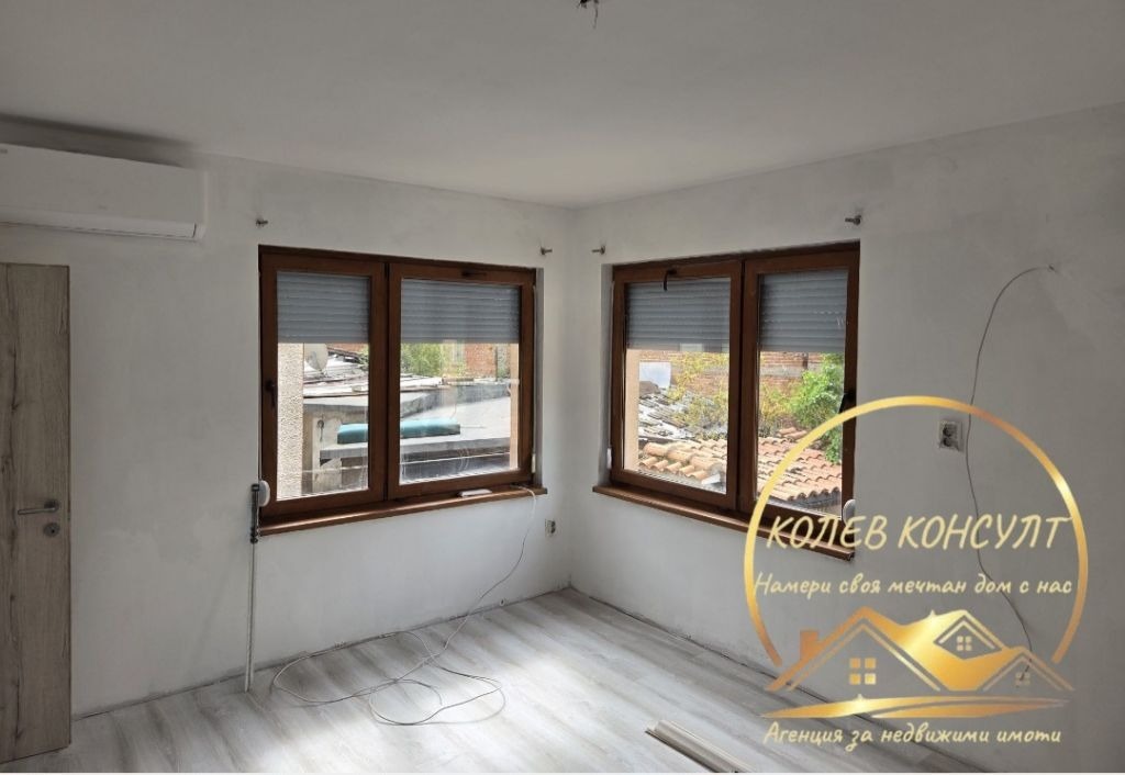 Продава КЪЩА, гр. Хасково, Овчарски, снимка 9 - Къщи - 54805157