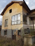 Продава КЪЩА, с. Белица, област Габрово, снимка 2