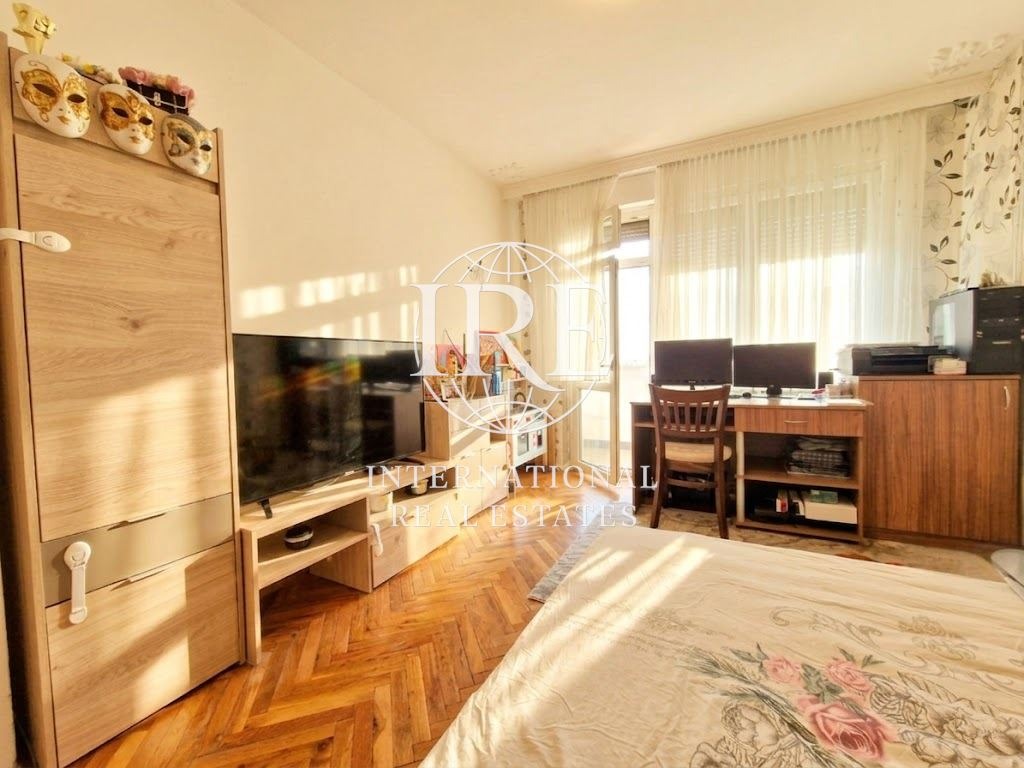 ������� 4-����� | Imot.bg � ����������� 8