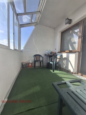 2 sovrum Vazrajdane, Burgas 6