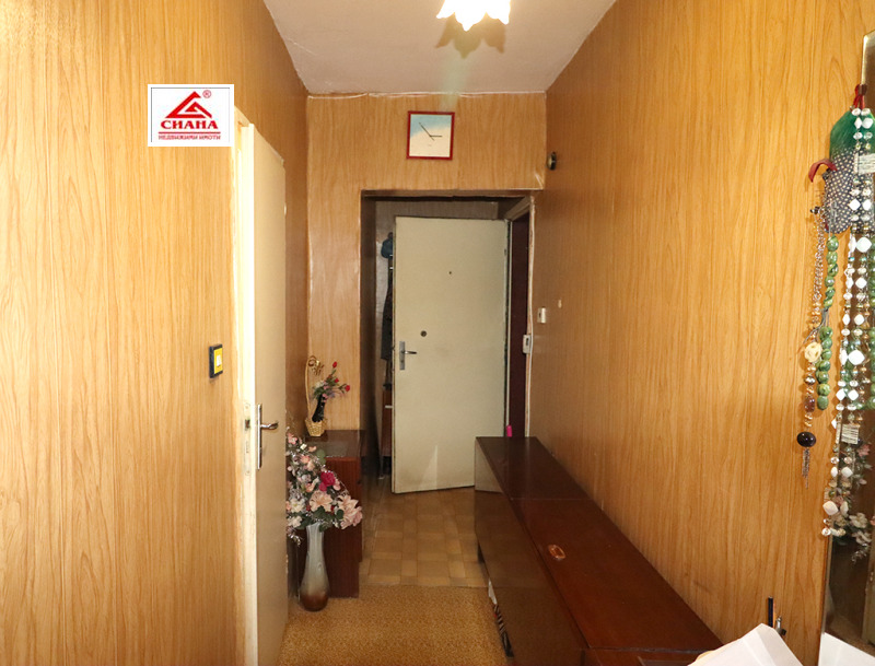 Продава  1-стаен град Русе , Родина 1 , 40 кв.м | 12073201 - изображение [8]