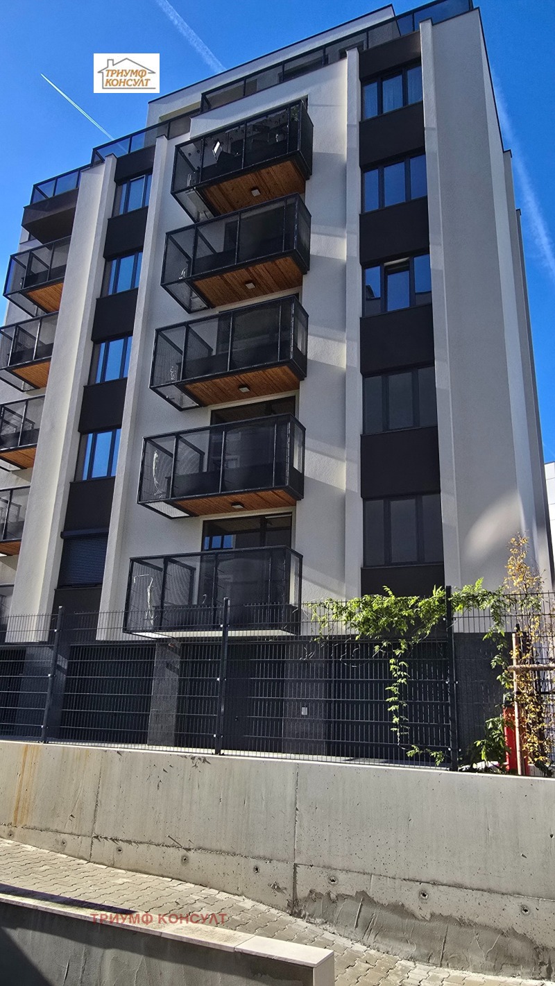 Продава 4-СТАЕН, гр. София, Младост 4