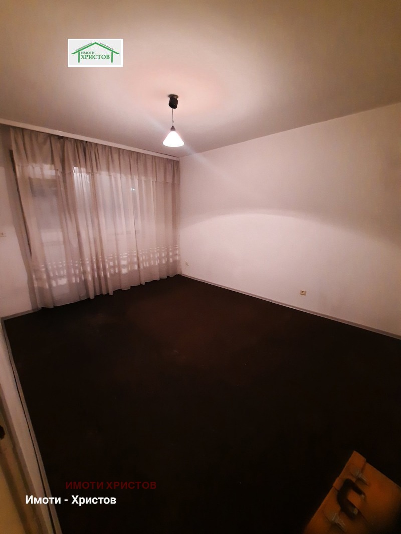 Продава 4-СТАЕН, гр. Шумен, Добруджански, снимка 10 - Апартаменти - 53310634