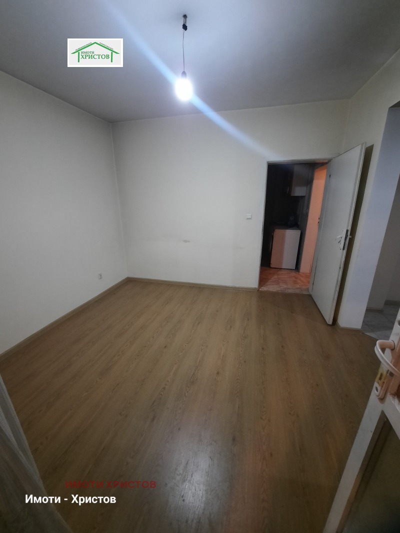 Продава 4-СТАЕН, гр. Шумен, Добруджански, снимка 8 - Апартаменти - 53310634