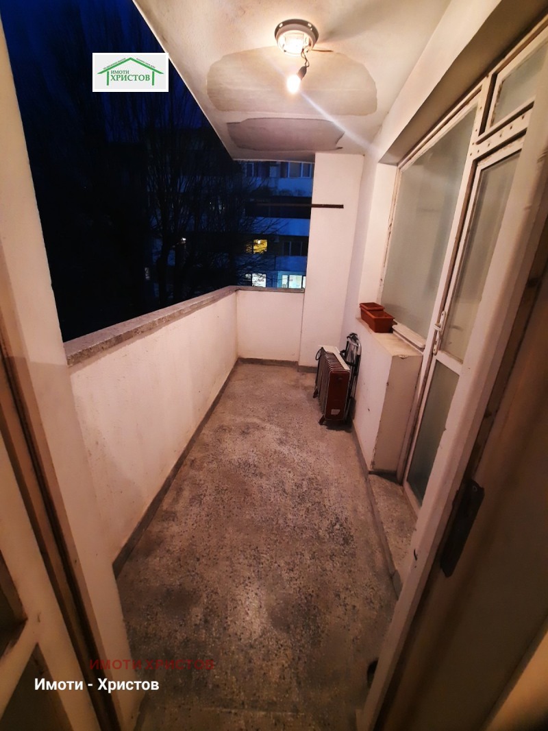 Продава 4-СТАЕН, гр. Шумен, Добруджански, снимка 11 - Апартаменти - 53310634