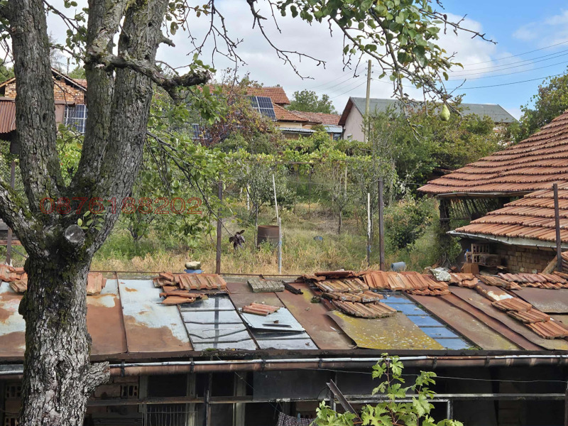 Продава КЪЩА, с. Лисец, област Ловеч, снимка 6 - Къщи - 52770047