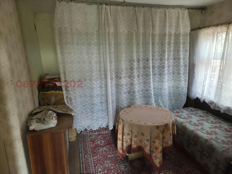 Продава КЪЩА, с. Лисец, област Ловеч, снимка 8 - Къщи - 52770047