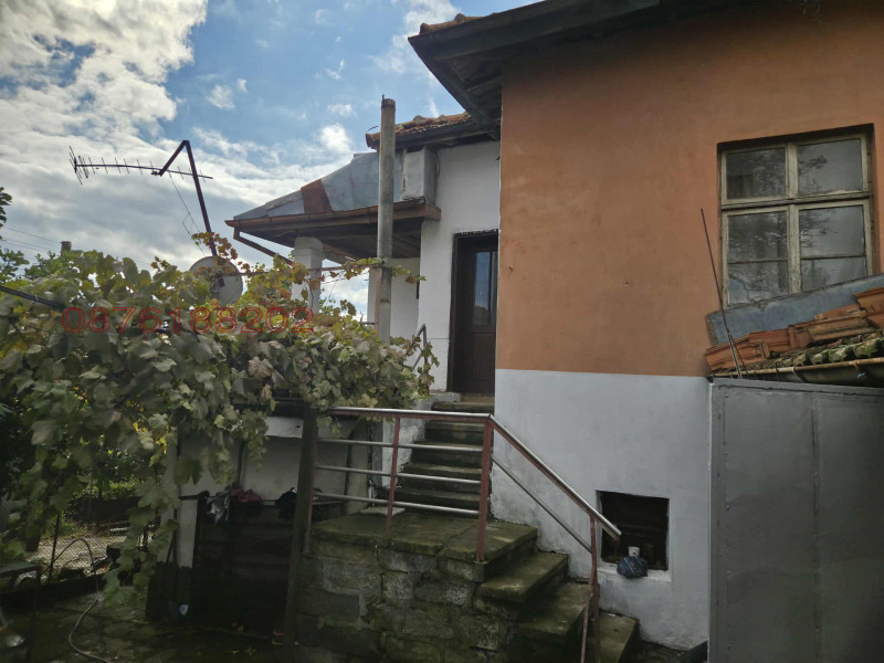 Продава КЪЩА, с. Лисец, област Ловеч, снимка 5 - Къщи - 52770047