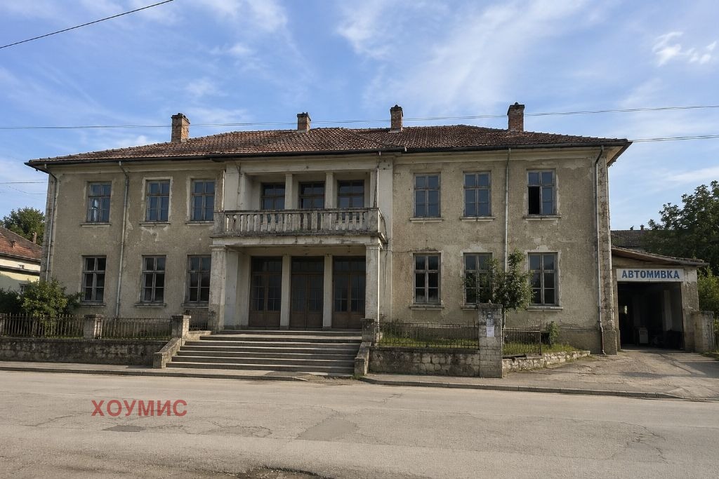 Продава КЪЩА, с. Каменово, област Сливен