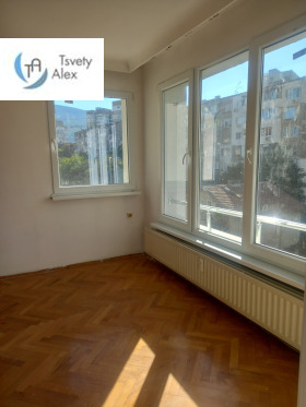������� 3-����� | Imot.bg � ����� ������ 8