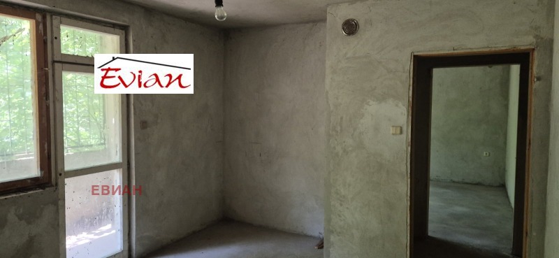 Na prodej  2 ložnice Ruse , Družba 2 , 105 m2 | 47820908 - obraz [12]